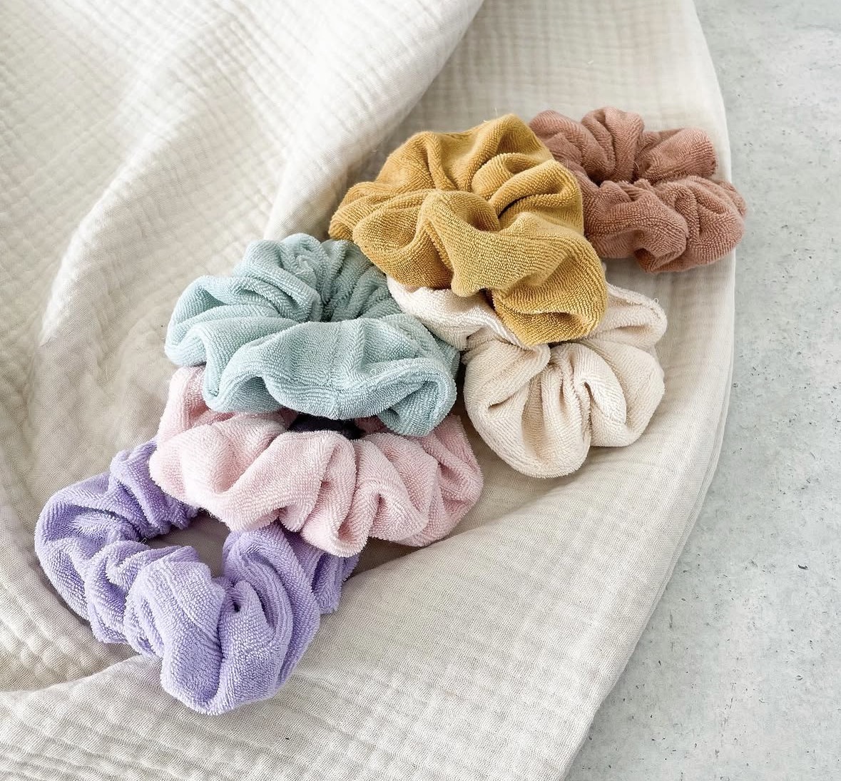 LE CHOUCHOU DOUBLE GAZE A MOTIFS (tissu au choix) – Image 3