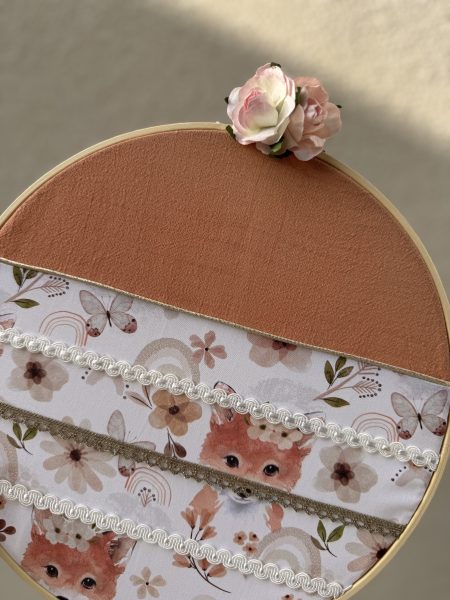 PORTE BARRETTES « Rouxy »BRODÉ